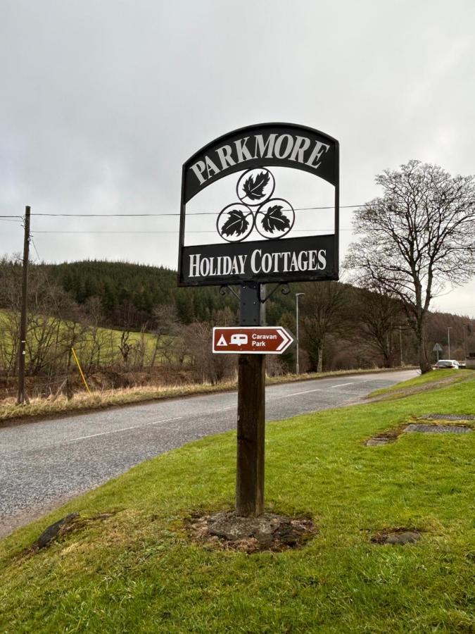 Parkmore Holiday Cottages Dufftown Dış mekan fotoğraf